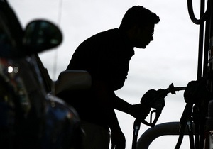 Эксперты: Цена самого популярного в Украине бензина уже превысила отметку в 10 грн за литр