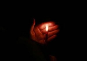 Годовщина пятидневной войны: в Гори,  Цхинвали и Москве зажгли тысячи свечей в память о погибших