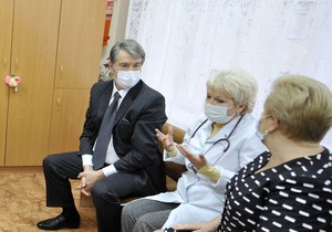 Ющенко напоминает правительству о необходимости вакцинации населения