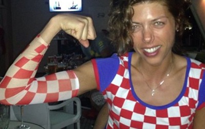 Знаменитая прыгунья оделась  в клеточку  ради сборной Хорватии (фото)