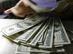 Торги на межбанке открылись в диапазоне 7,6-7,64 гривны за доллар