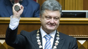 Порошенко запропонує припинення вогню на сході України