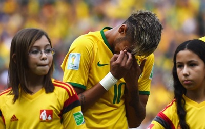 Неймар разрыдался во время гимна Бразилии на ЧМ-2014