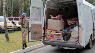Волонтери і пожертви: хто допомагає армії України