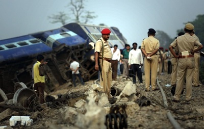 В Індії потяг зійшов з колії: четверо загинули