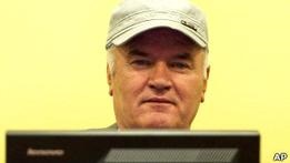 Генерал Ратко Младич попал в гаагскую больницу