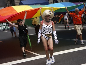 Власти Риги разрешили провести первый балтийский гей-парад