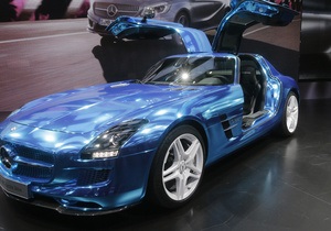 Mercedes-Benz представил в Париже самый быстрый в мире электромобиль