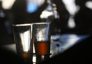В США уровень потребления алкоголя достиг наивысшей отметки за 25 лет
