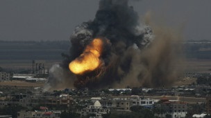 Хамас відповів ракетами на авіаудари по смузі Гази