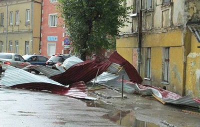 На Прикарпатье из-за непогоды подтоплены жилые дома в восьми населенных пунктах
