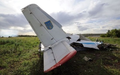 Итоги 14 июля: Сепаратисты сбили украинский Ан-26, РФ согласилась допустить консула к Савченко