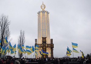 В Киеве началось траурное шествие в память о жертвах Голодомора