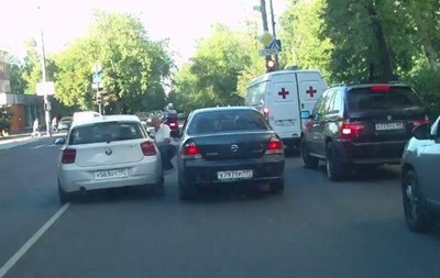 У Москві водій збив чоловіка за зроблене зауваження 