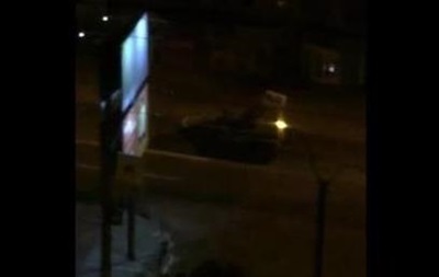 Донецьком вночі проїхала колона військової техніки 