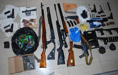 СБУ затримала в Києві групу торговців зброєю