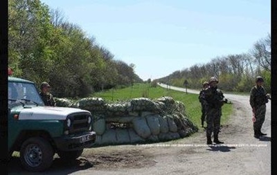 На блокпосту в Донецькій області затримали чотирьох українців та росіянина 