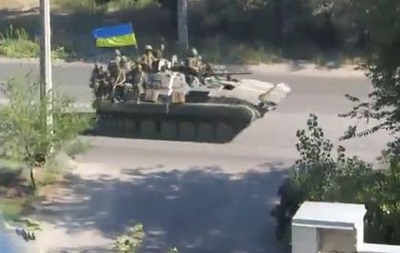 Через Северодонецк в Луганск прошла колонна украинской военной техники