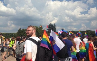 В центре Санкт-Петербурга без происшествий прошел гей-прайд
