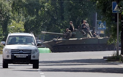 Снаряди вже залітають вглиб Донецька