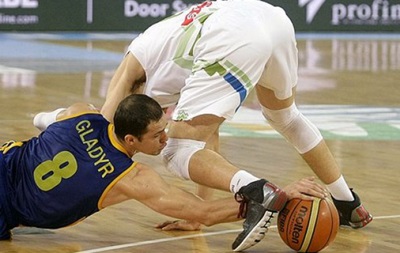 Баскетбол: Сборная Украины слабее сборной Словении