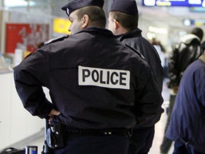 Ограбление супермаркета во Франции: преступники захватили заложников