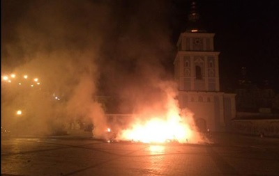 У Києві спалили два намети Євромайдану