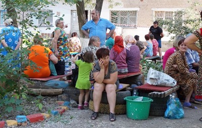 Переселенцы из Донбасса могут бесплатно жить на ж/д вокзалах: список станций