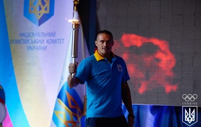 Сборную Украины торжественно провели на Юношеские Олимпийские игры