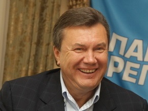 Янукович готовится стать дедушкой в третий раз