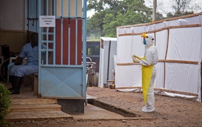США доставили до Ліберії партію експериментальної вакцини від лихоманки Ебола 