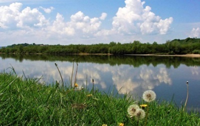 В Україні збережеться переважно суха погода 