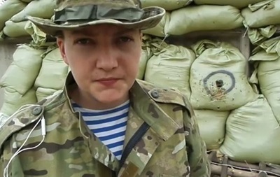 Защита летчицы Савченко надеется обменять ее на сотрудников спецслужб РФ