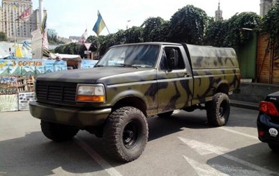 Украинцы переделывают машины в военную технику для АТО