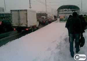 Минтранс Украины: Проезд автодорогами обеспечен, аэропорты работают без ограничений