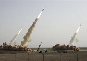 Иран испытал ракету среднего радиуса действия