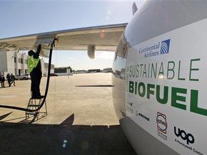 В США провели пробный полет самолета на биотопливе из водорослей