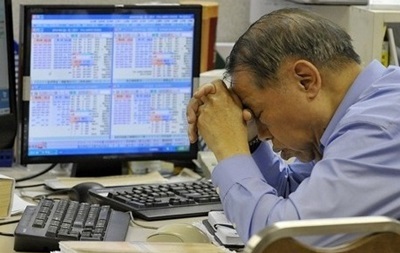 Снижением котировок начались биржевые торги в Токио