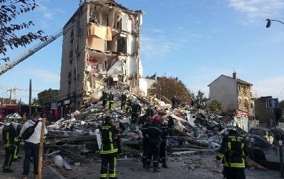 В Париже взорвался четырехэтажный жилой дом