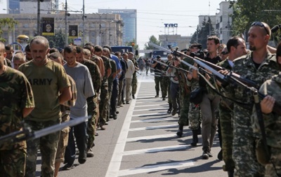 В ДНР заявляют о передаче украинской стороне 330 пленных военных 