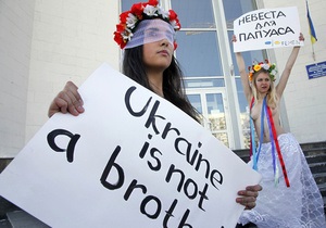 FEMEN: Новозеландец отказался ехать в Украину за невестой