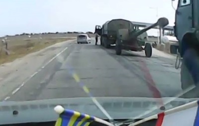 Військова техніка з Криму їде до східного кордону України - РНБО