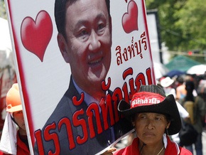 В Таиланде проверят подлинность пяти миллионов подписей за помилование экс-премьера