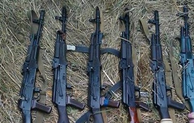 У Донецькій області педагог притулку для дітей постачав зброєю сепаратистів