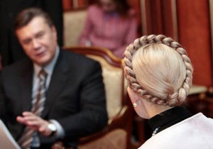 От Януковича требуют судить Тимошенко в прямом эфире