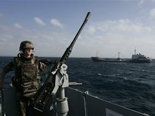 МИД: На захваченном пиратами судне находится одна украинка