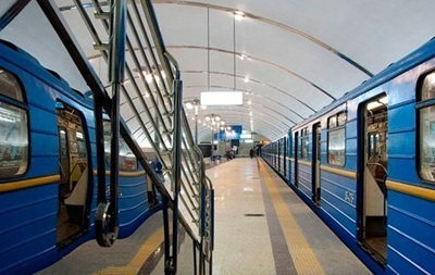 Скончался житель Луганска, прыгнувший с женой под поезд киевского метро – СМИ 