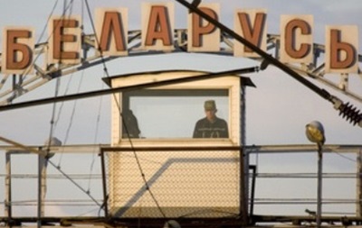 Беларусь запретила пересекать свою границу пешком