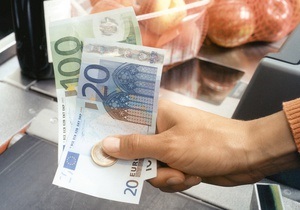 межбанк - Курс гривны к доллару: на межбанке доллар стабилен, евро растет
