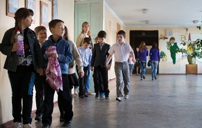 В Луганских школах учебный процесс начнется с 1 октября 